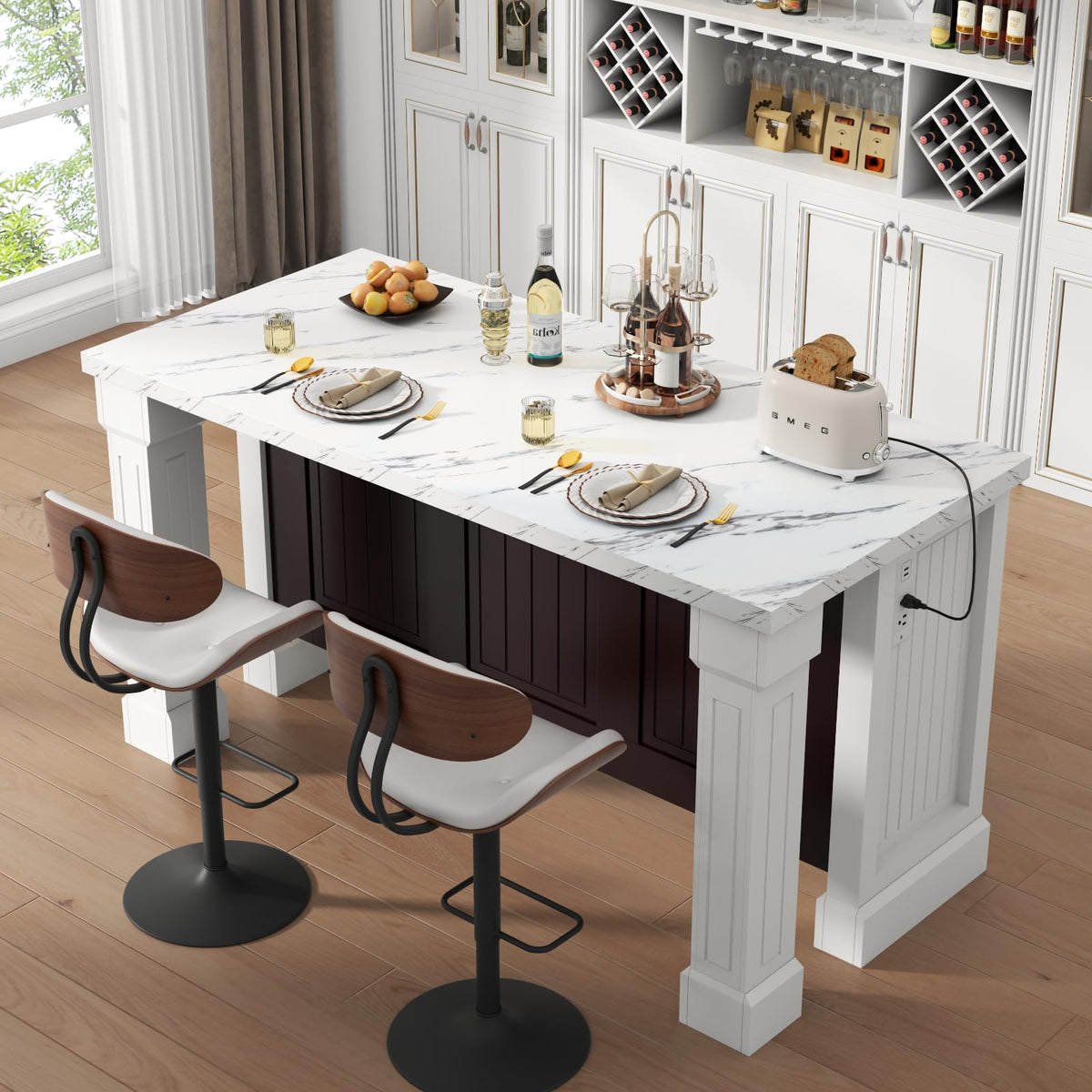 Kitchen & Dining Room Tables