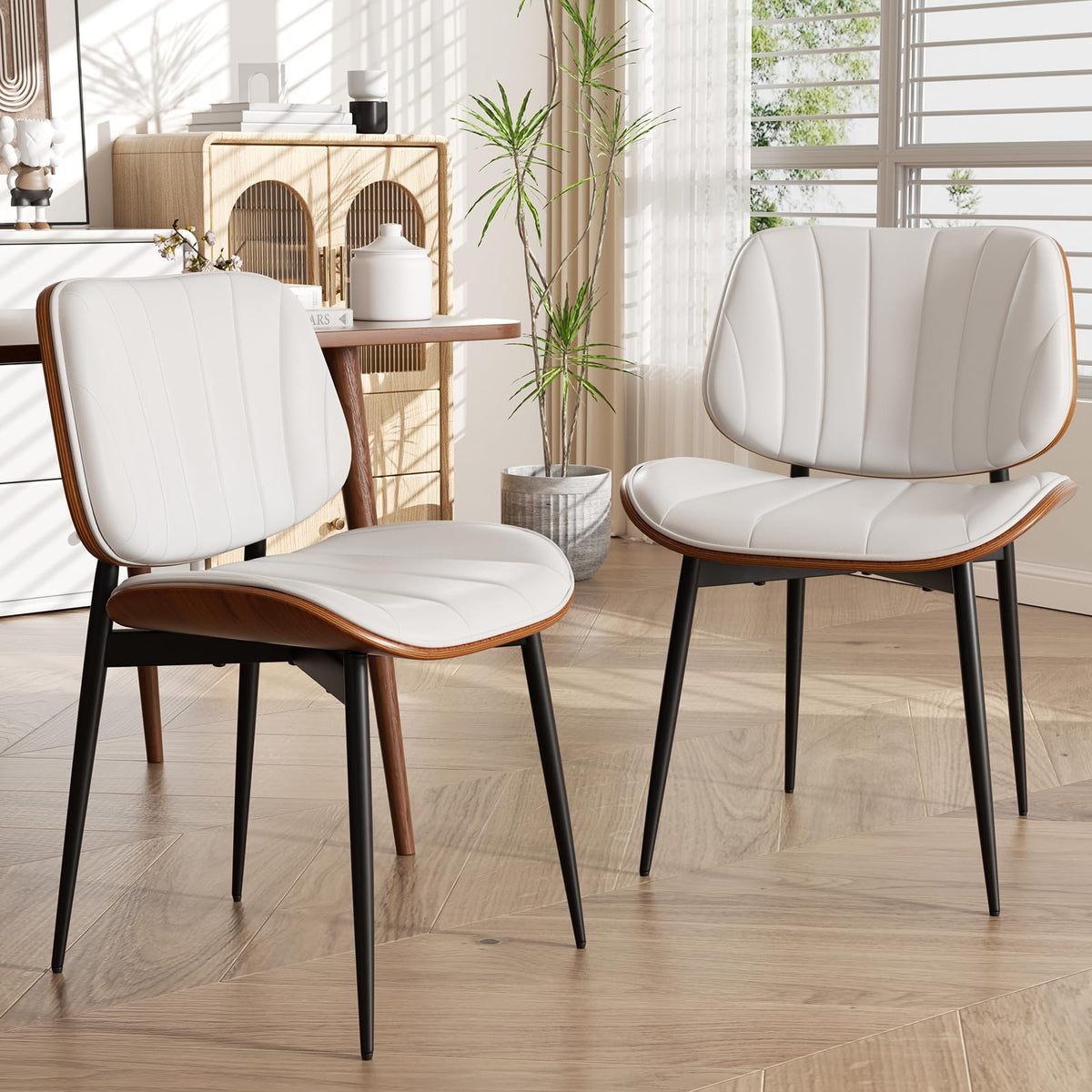 Dining Chairs Set of 2, Mid Century Modern Dining Room Chair, Upholstered Faux Leather Kitchen Chairs with Walnut Bentwood Back and Metal Legs for Kitchen Dining Room Living Room, Black