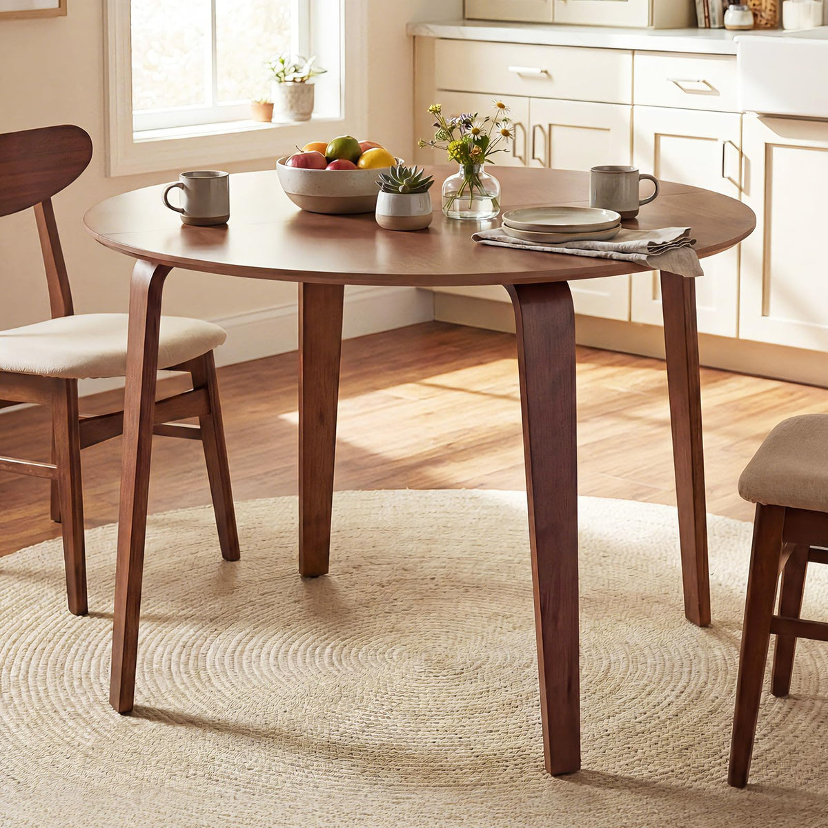 GIANTEX Round Dining Table for 2-4, 37.5" Kitchen Table w/Rubber Wood Legs